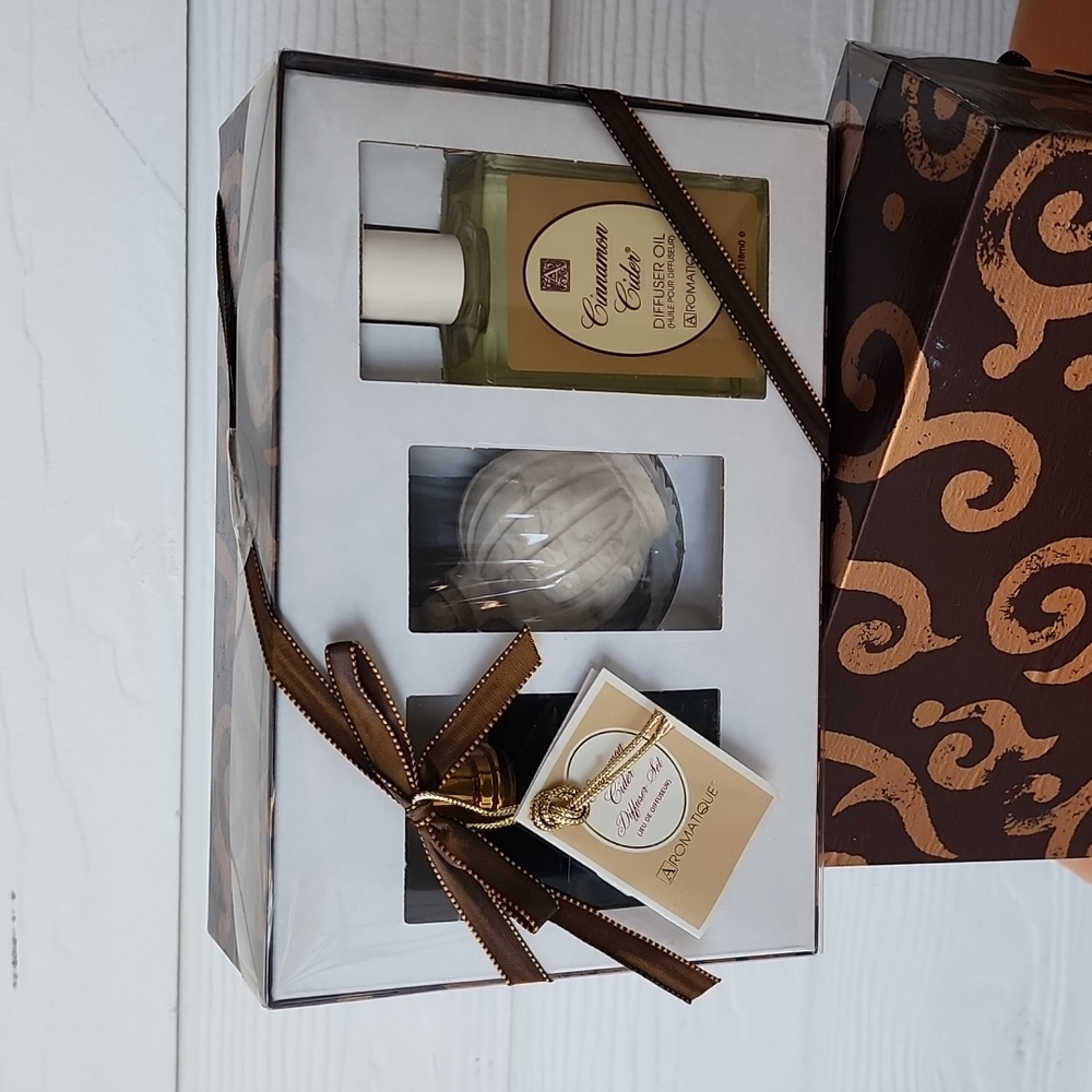 Aromatique cinnamon cider diffuser set